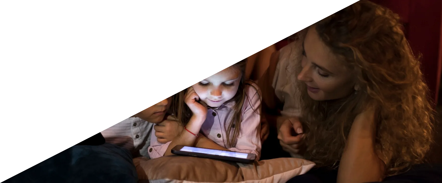 Parents and child reading together